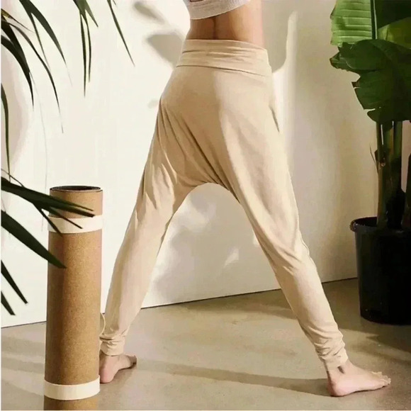 NWT Free people movement Echo Harem Pant size XS in clay - Picture 3 of 6